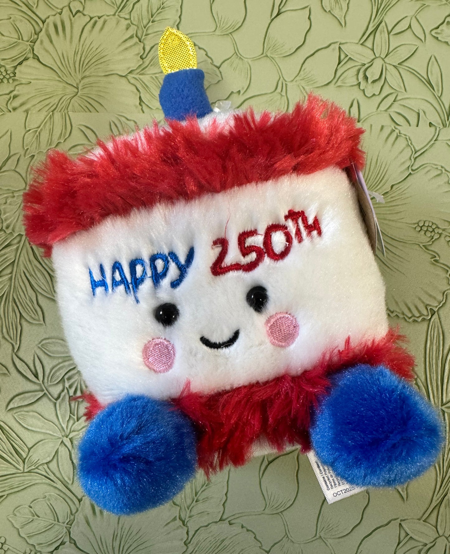 Palm Pals 5” Plush America B’day Cake